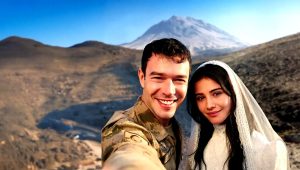 مسلسل انت من احب الحلقة 1